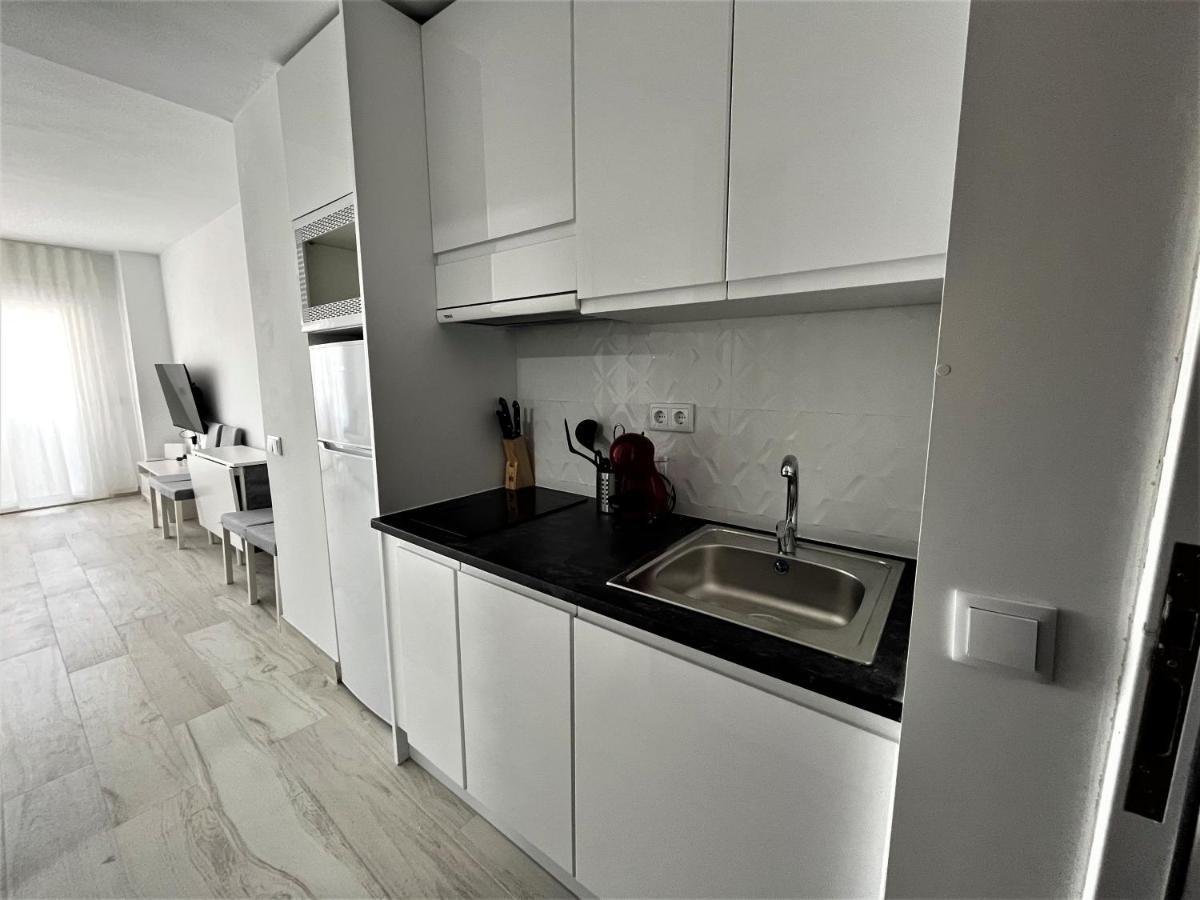 Ver853 - Estudio Con Terraza Vistas Al Mar, Piscina, Playa, Centro توريمولينوس المظهر الخارجي الصورة