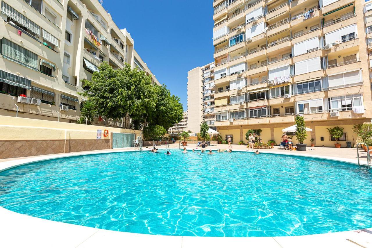 Ver853 - Estudio Con Terraza Vistas Al Mar, Piscina, Playa, Centro توريمولينوس المظهر الخارجي الصورة